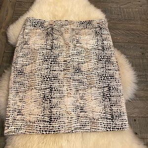 Gorgeous printed pencil skirt